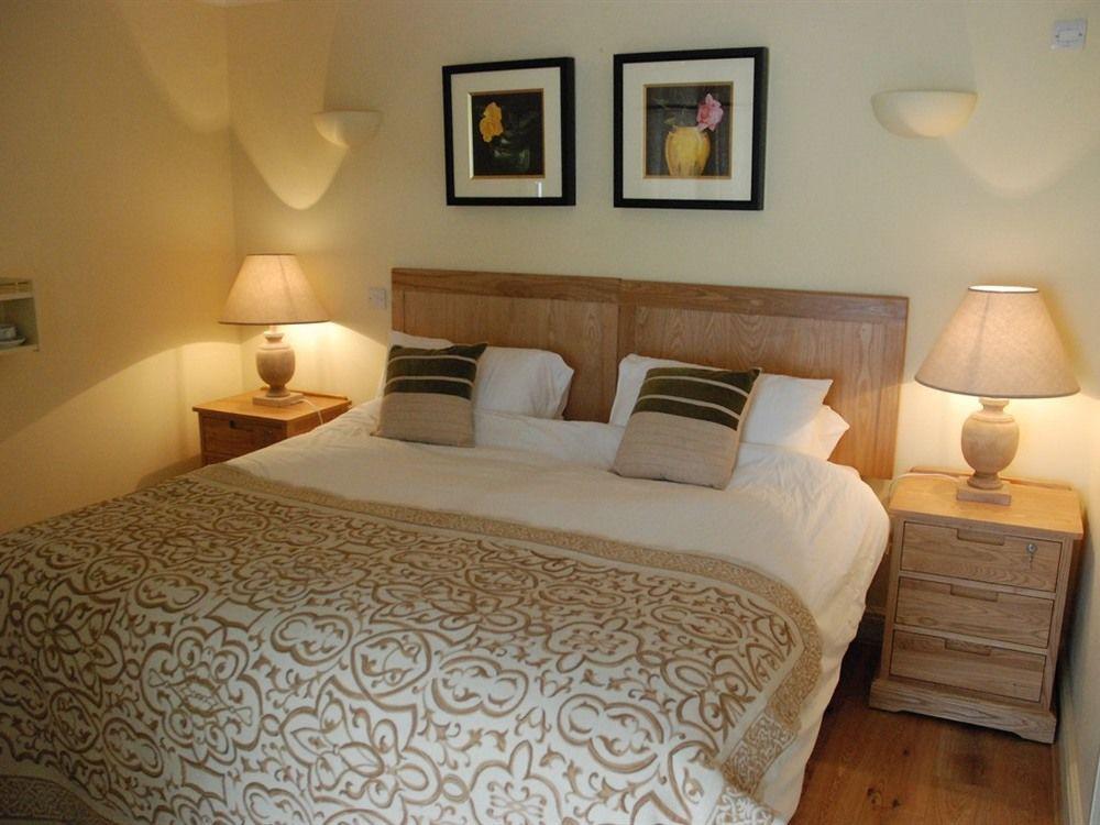 The Black Bull Inn Balsham Екстериор снимка
