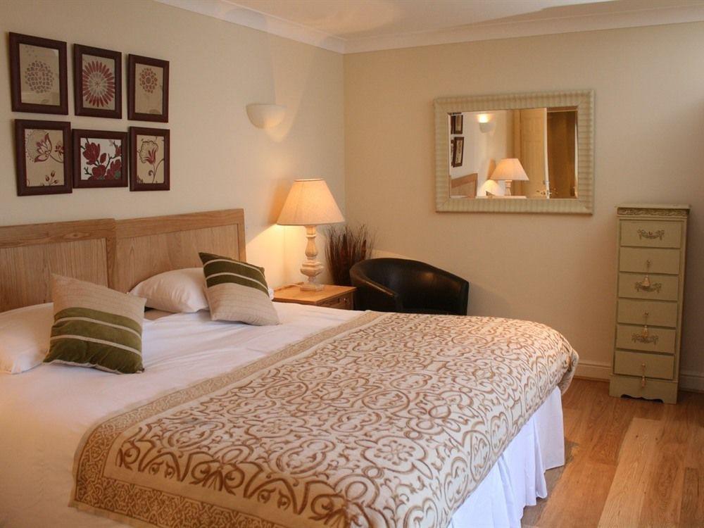 The Black Bull Inn Balsham Екстериор снимка